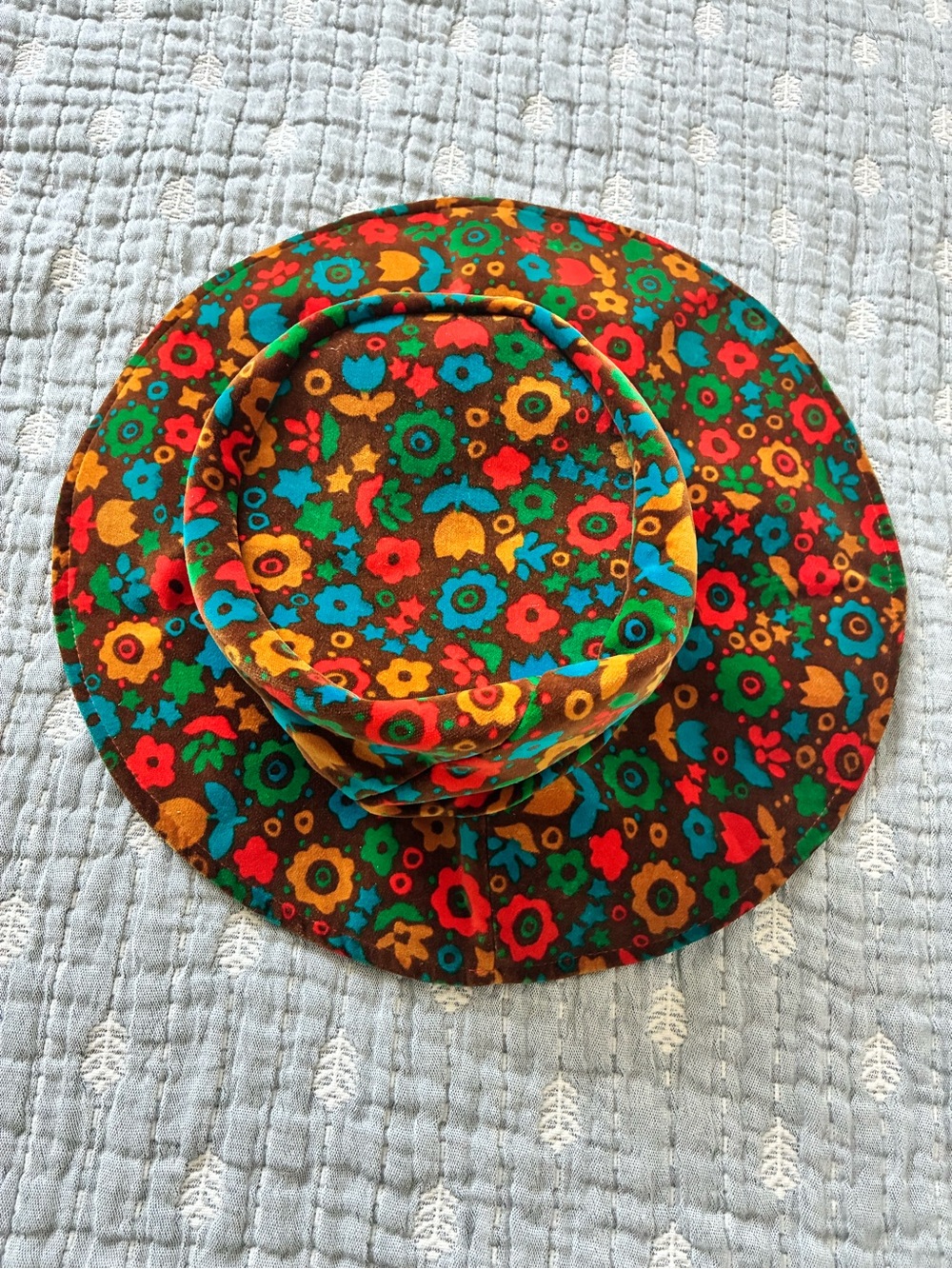 Vintage Joseph Mangin Flower Power Velvet Bucket Hat - Picture 2 of 7